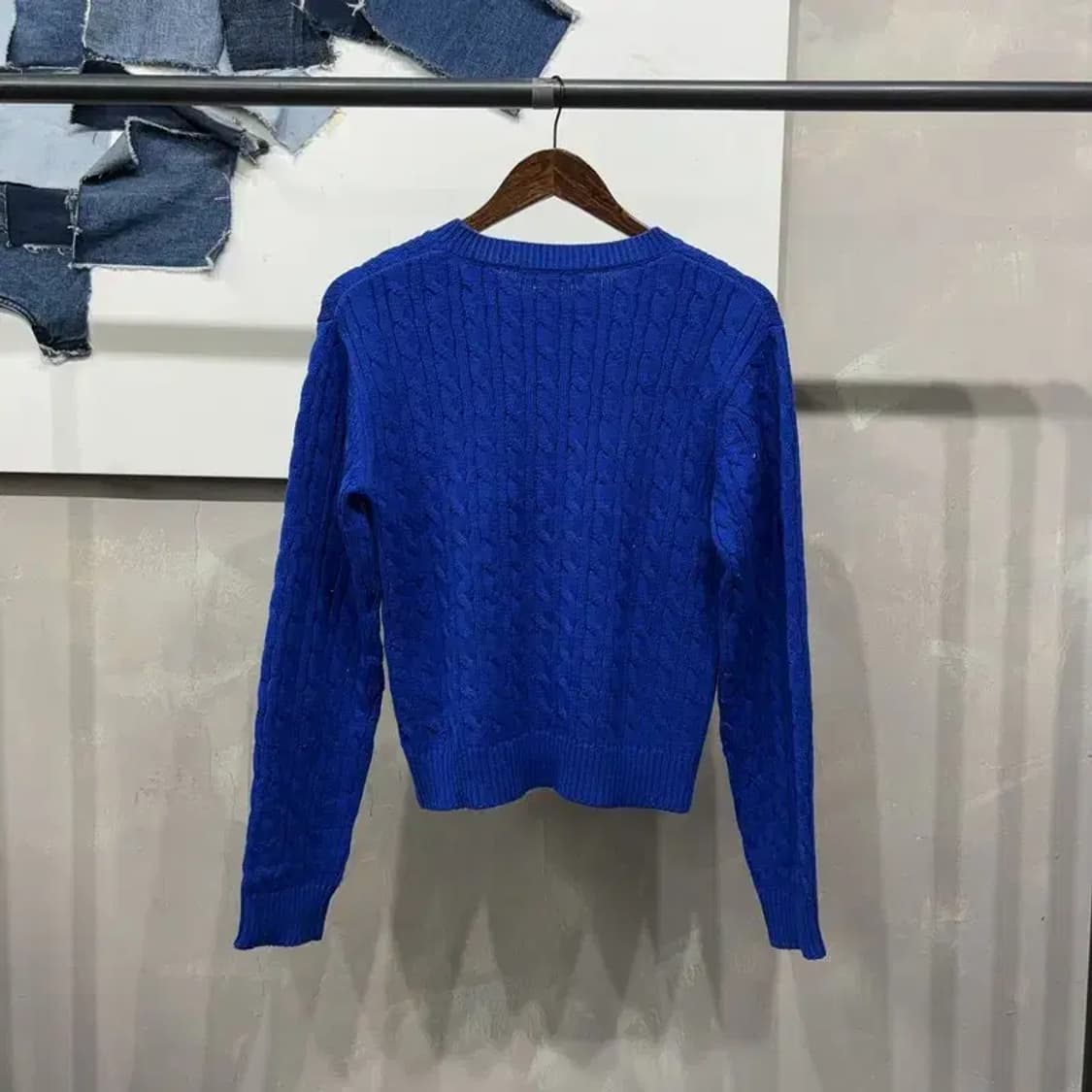 (90) 에잇세컨즈 여성 캐주얼 케이블 꽈배기 니트 상품이미지4