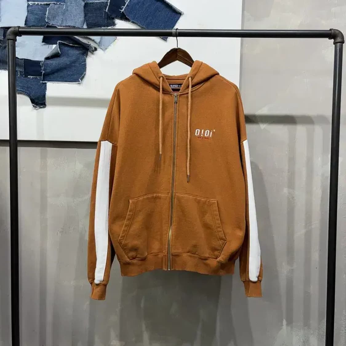 (105) 오아이오아이 스트릿 사이드라인 기모 후드집업 자켓 상품이미지1