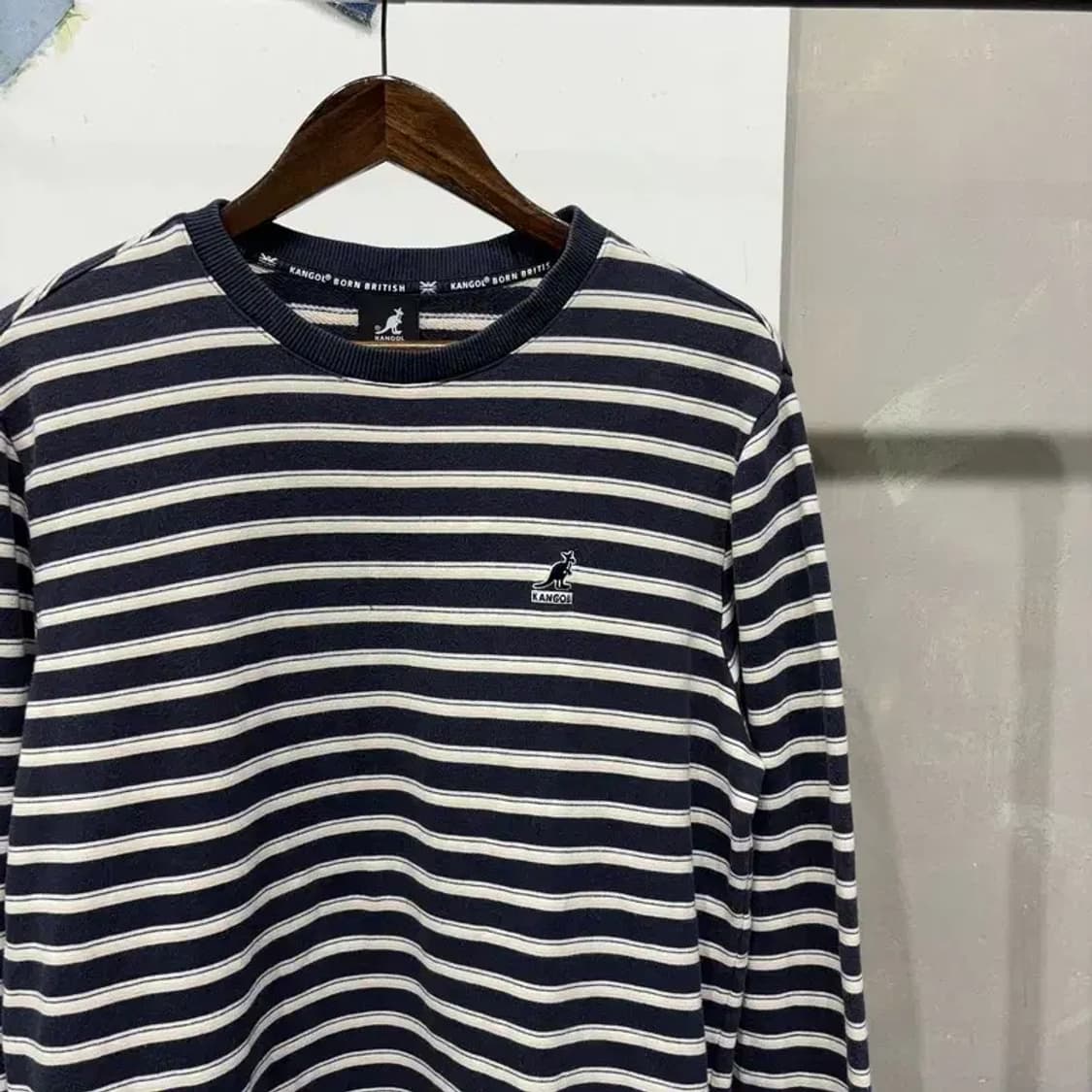 (100) 캉골 캐주얼 자수 스트라이프 맨투맨 긴팔 티 상품이미지3