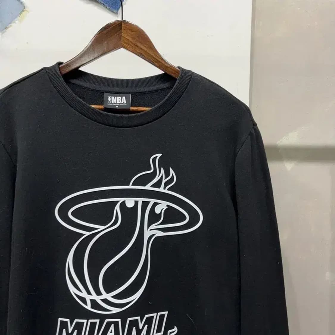 (95) NBA 마이애미히트 스트릿 프린팅 맨투맨 긴팔 티 상품이미지3