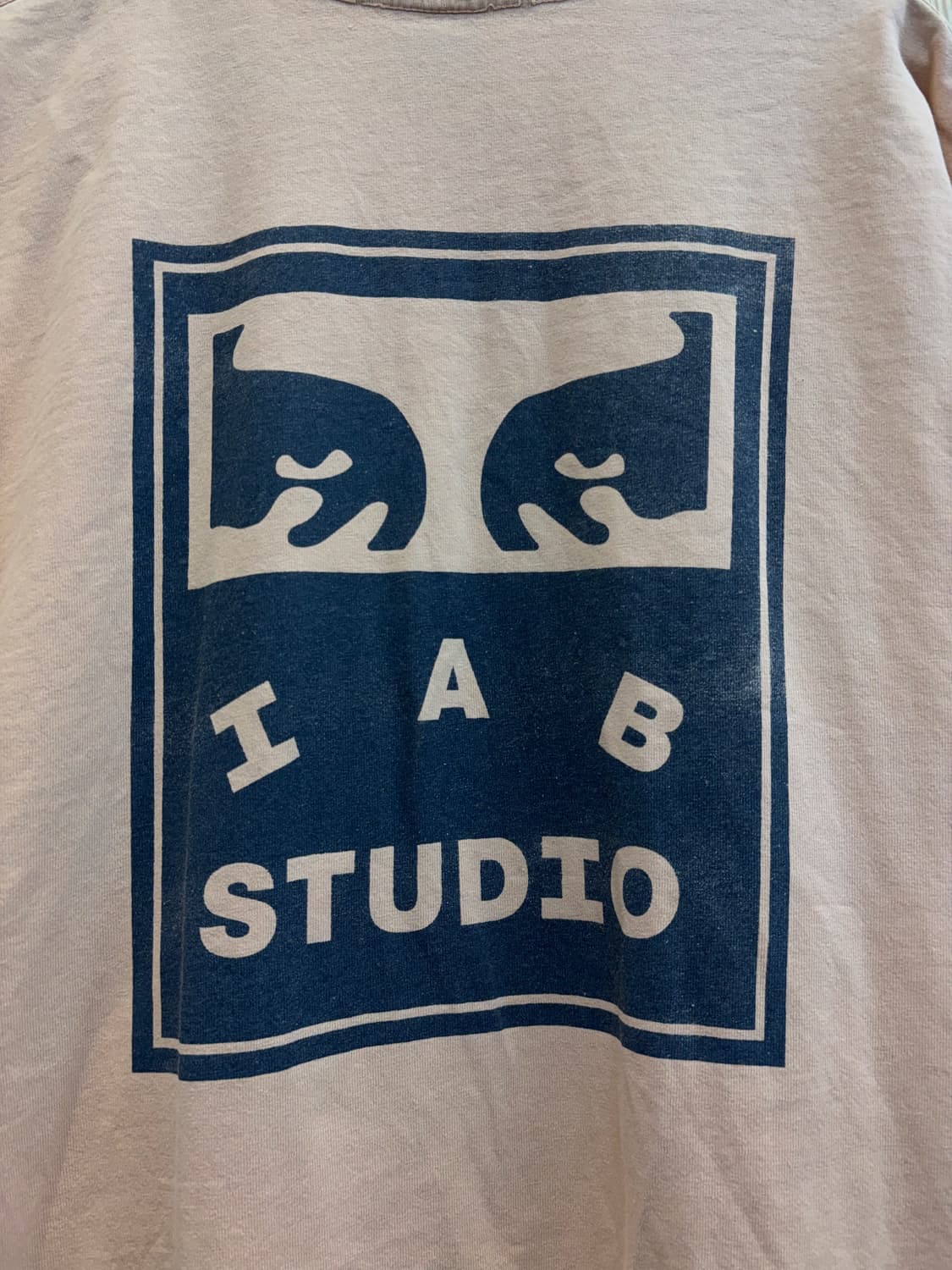 아이앱 X 오베이 아이즈 아이콘 티셔츠 상품이미지2