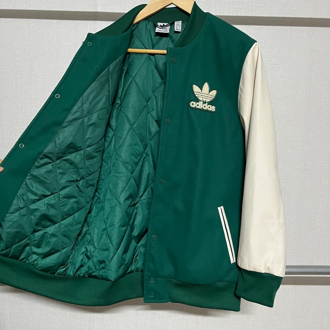 아디다스 그린/아이보리 바시티 자켓 L 상품이미지8