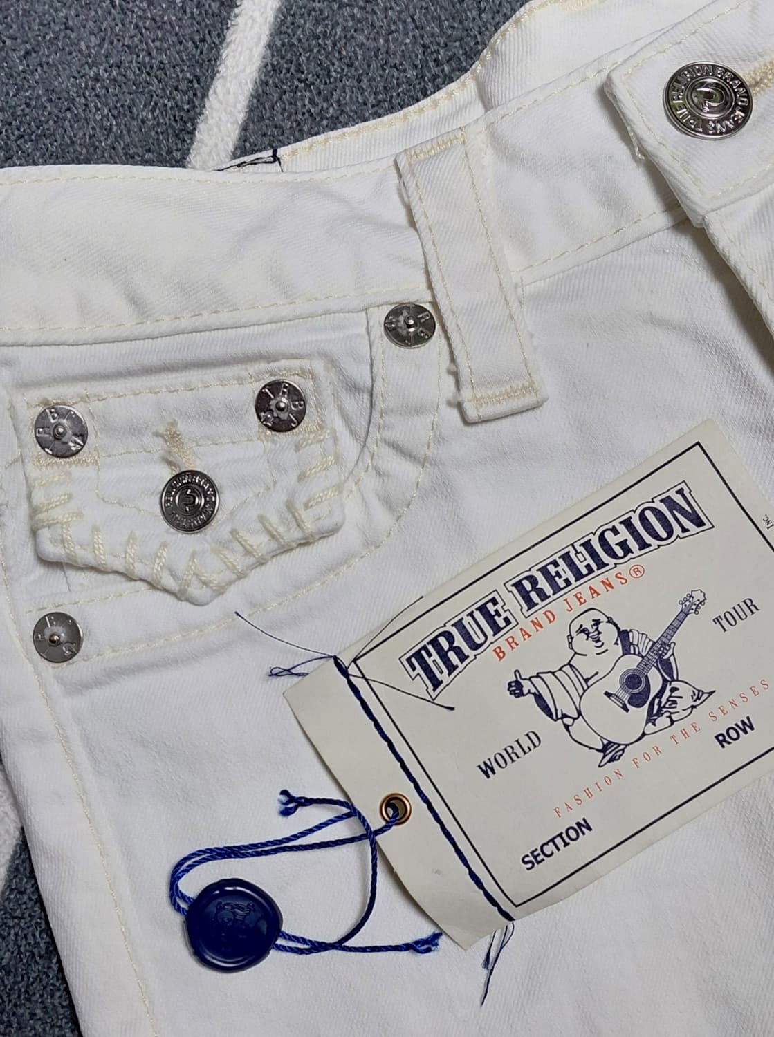[정품/새상품급] 트루릴리전 휩스티치 화이트 스킨니 데님 (25사이즈) 상품이미지1
