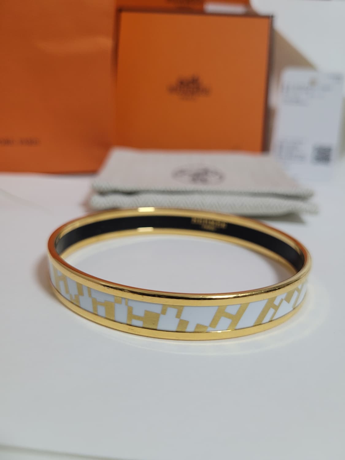 에르메스 OPH 에나멜 뱅글 클릭 H 팔찌 화이트 금장 상품이미지6