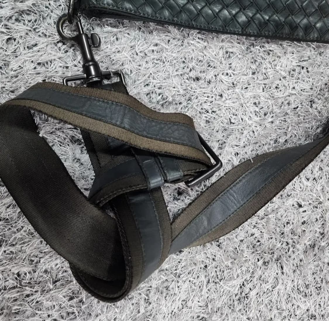 보테카베네타 크로스백 상품이미지6