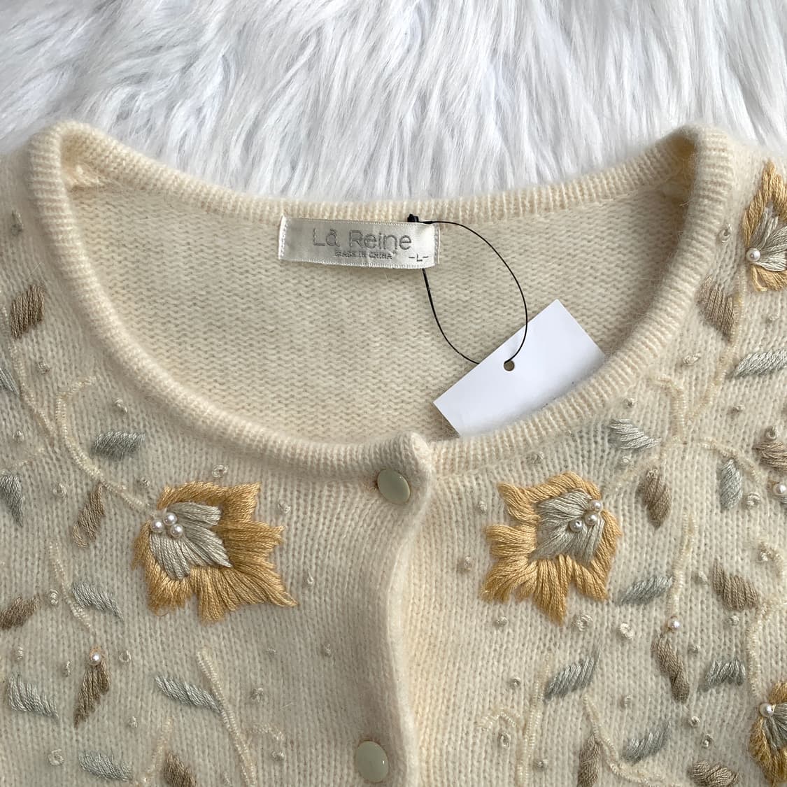 La Reine 울100 플라워 자수 진주 가디건 1791 상품이미지3