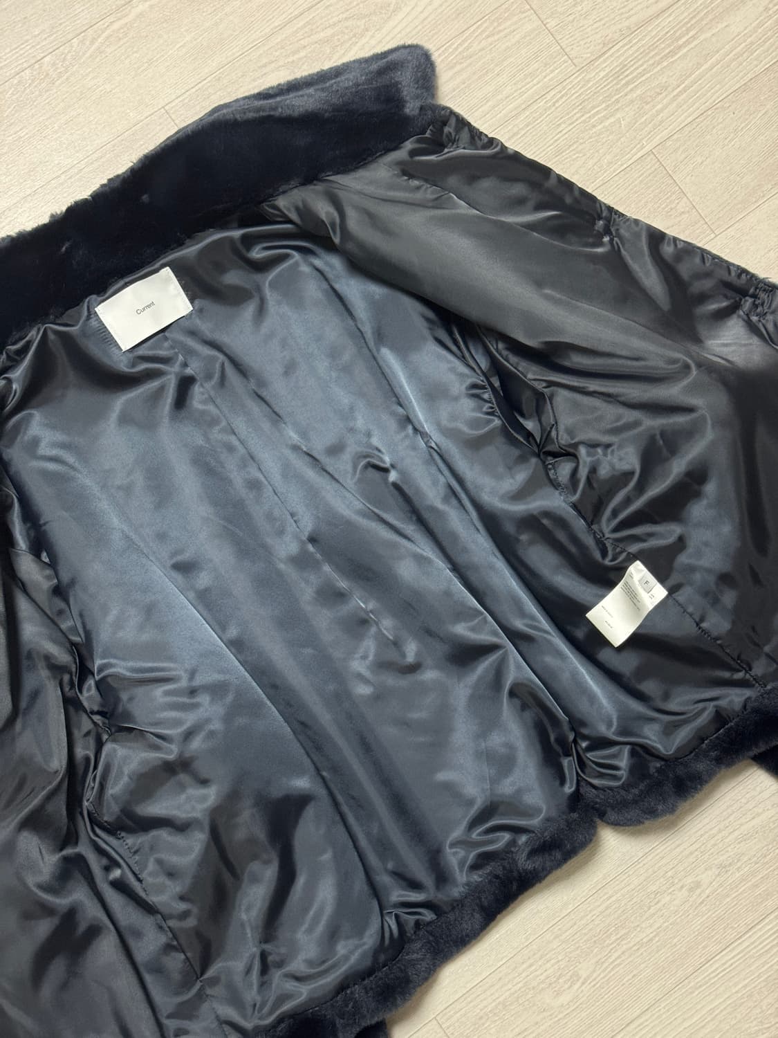 커렌트 퍼 크롭 자켓 네이비 상품이미지6