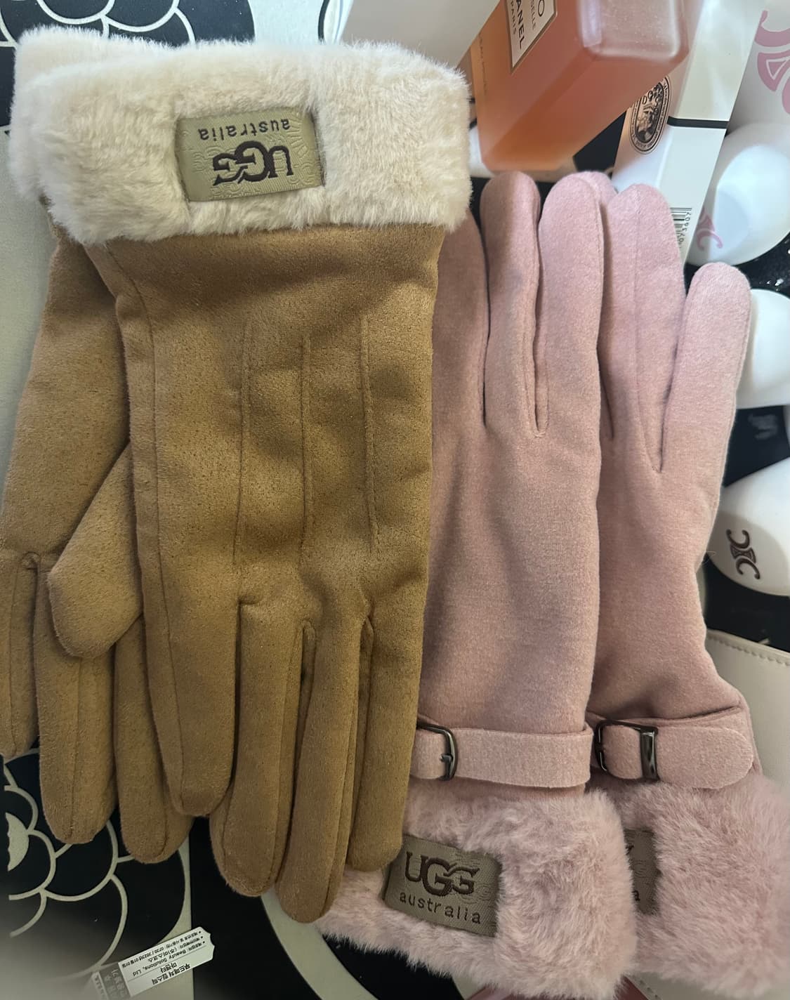 UGG 어그 장갑 베이지/핑크 퍼 장식 상품이미지1