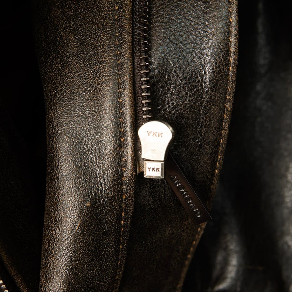 [100] 00s 지방시 차심가죽 레더자켓  상품이미지6