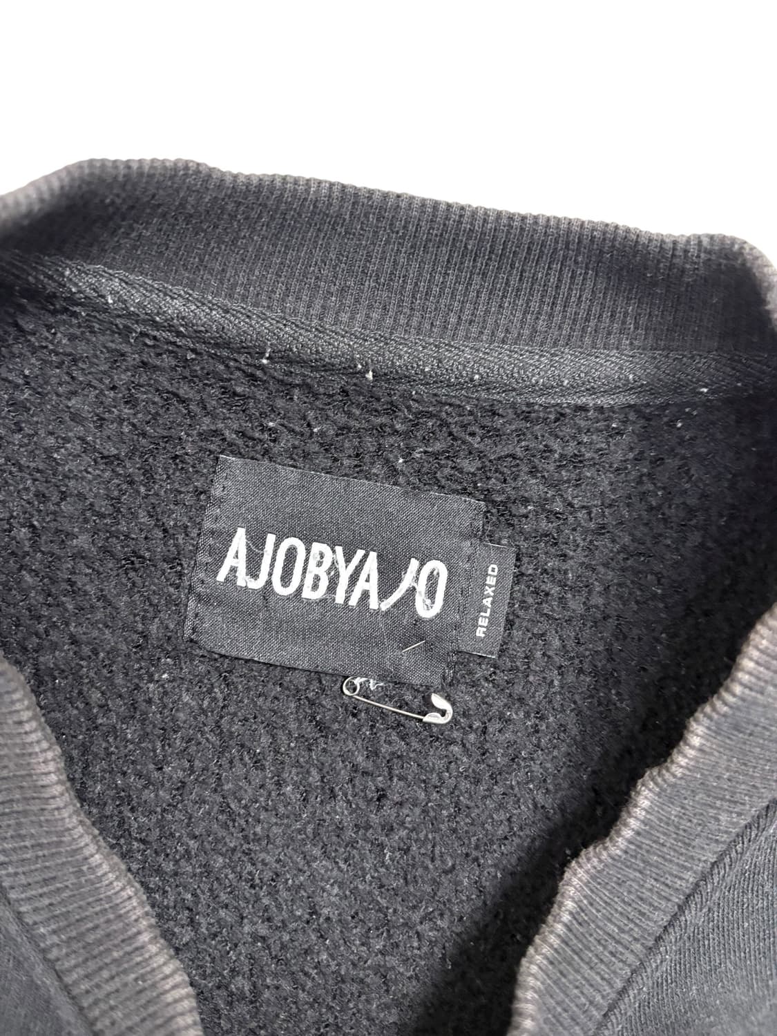 아조바이아조 맨투맨 블랙 상품이미지4