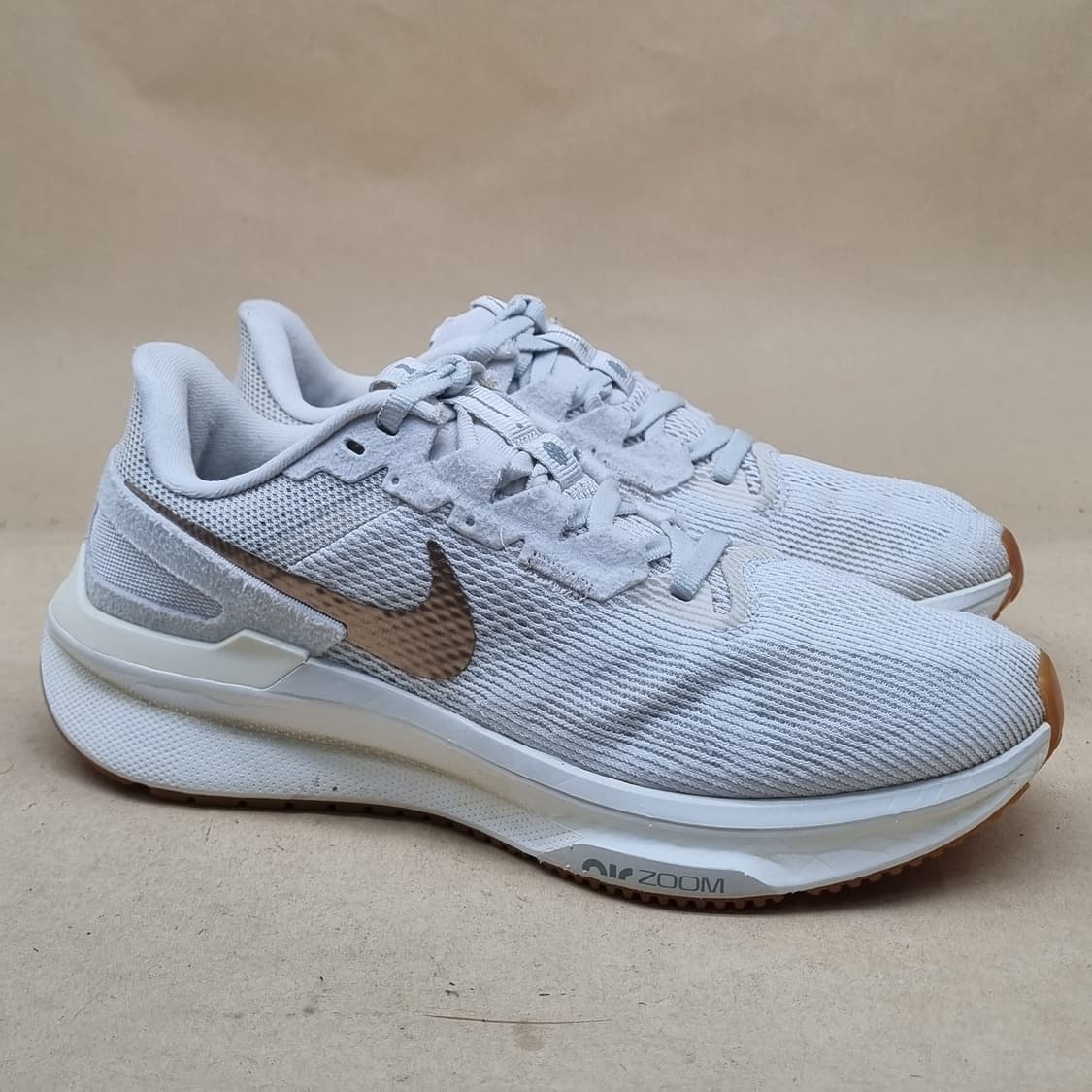 나이키 에어 줌 스트럭처25 여성런닝화245 상품이미지1