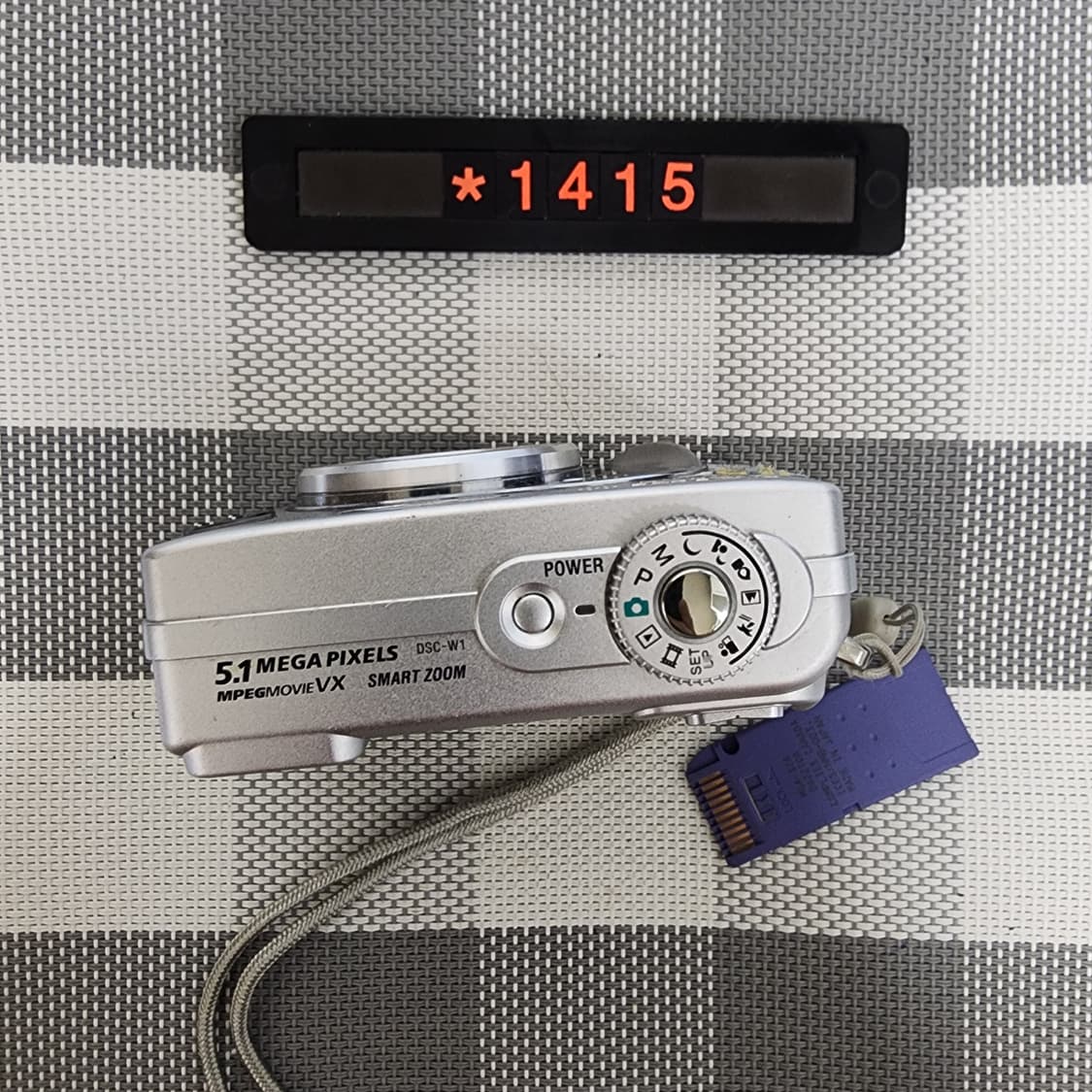 소니 사이버샷 DSC-W1 디지털카메라 실버바디 상품이미지2