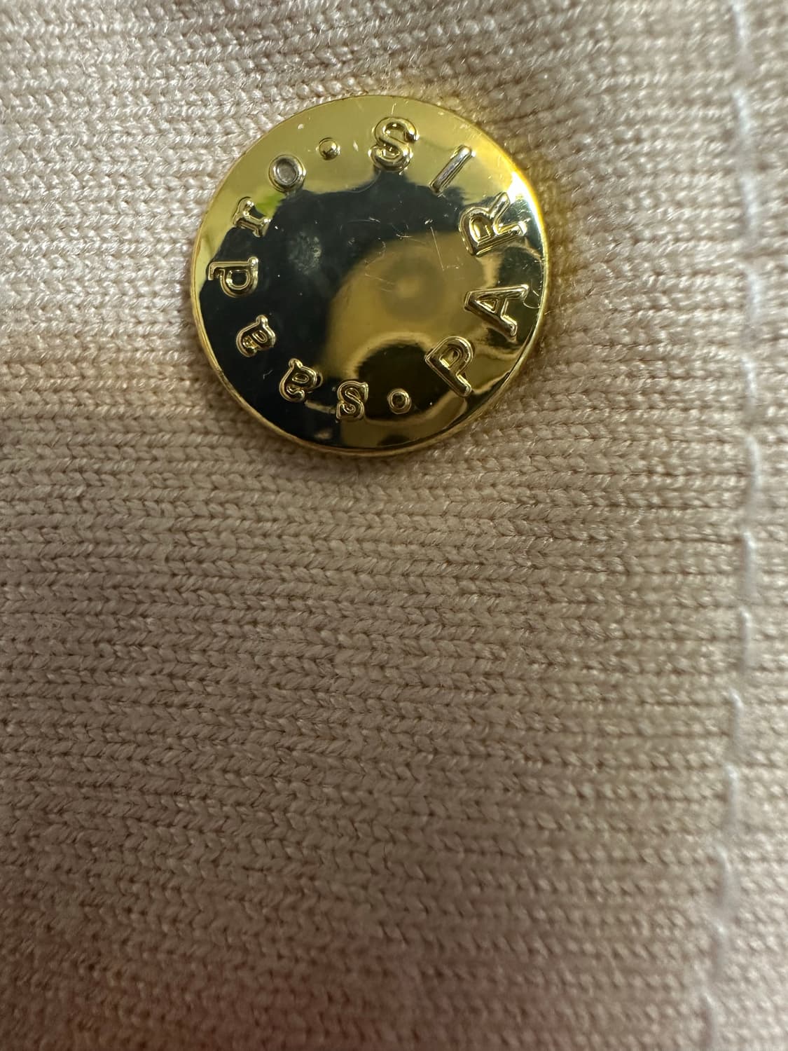 산드로 베이지 스터드 포인트 가디건 상품이미지5