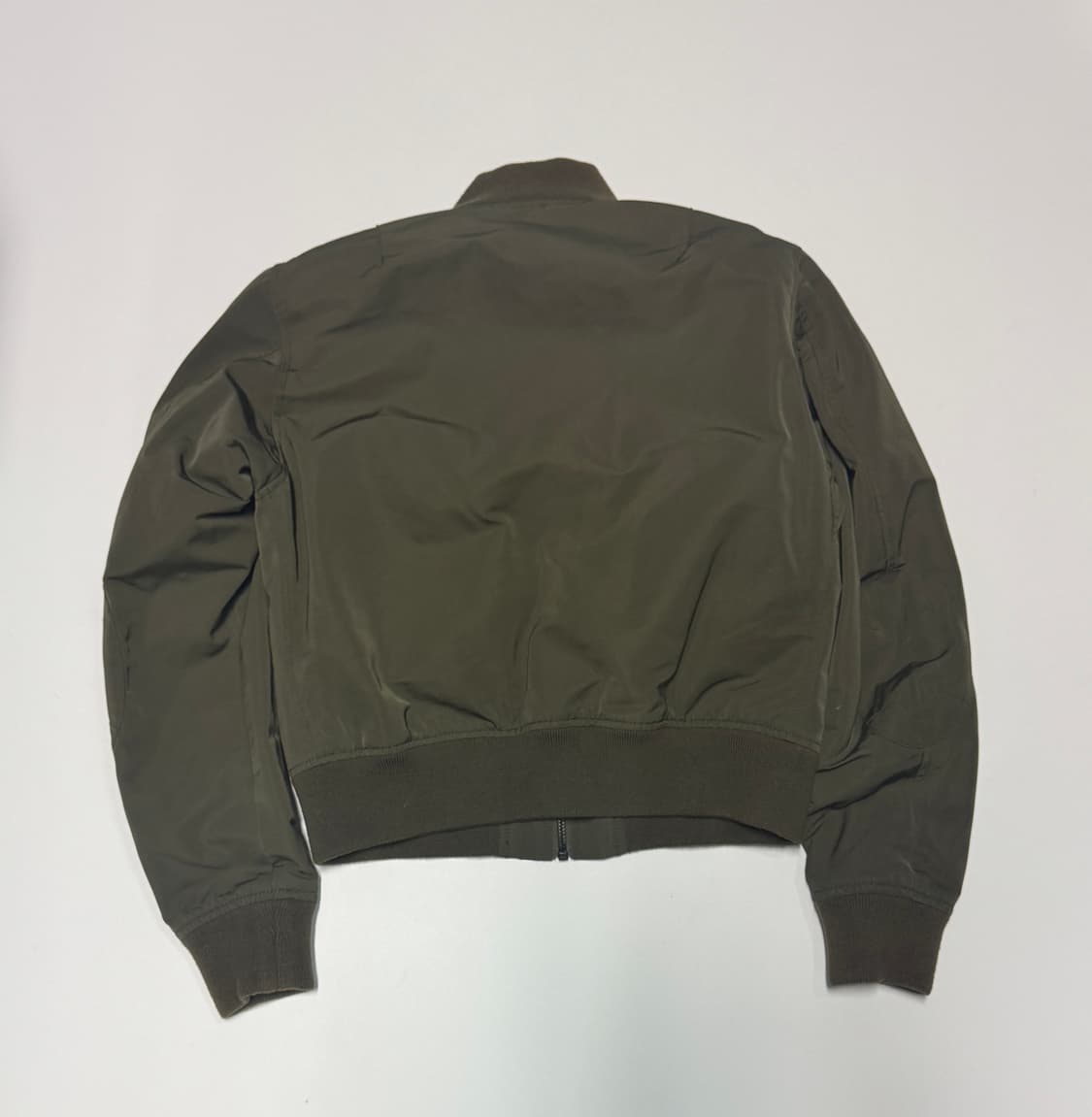 여성 유니클로 x 카린 로이펠트 ma1 크롭 봄버 자켓 상품이미지3