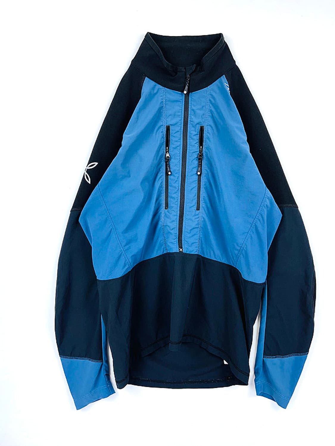 (95) 몬츄라 반집업 상품이미지1