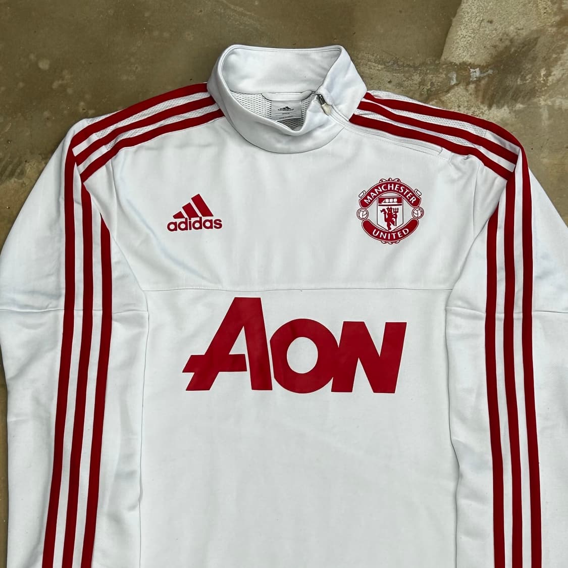 95 아디다스 맨체스터 유나이티드 화이트 트레이닝 탑 상품이미지1