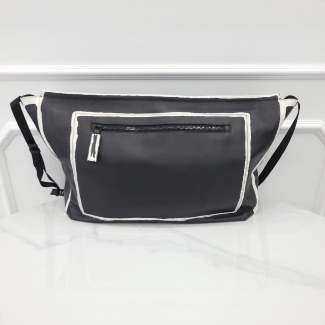 프라다 투톤 레더 크로스백 상품이미지5