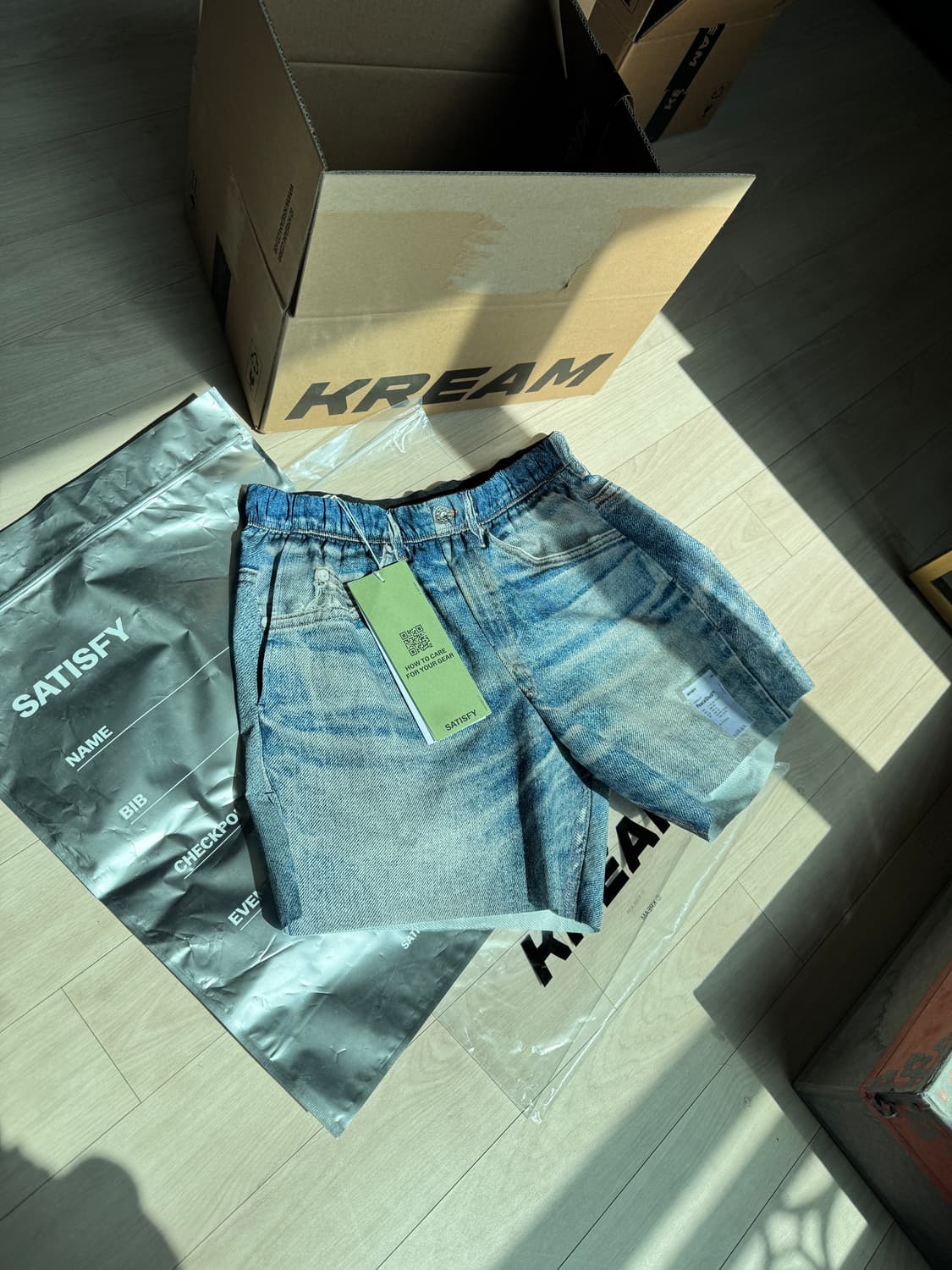 새상품]새티스파이 5인치 디지털 데님 쇼츠 M 상품이미지1