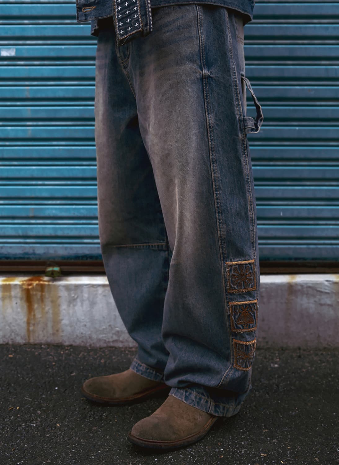 karacter Vintage emblem denim pants 상품이미지4