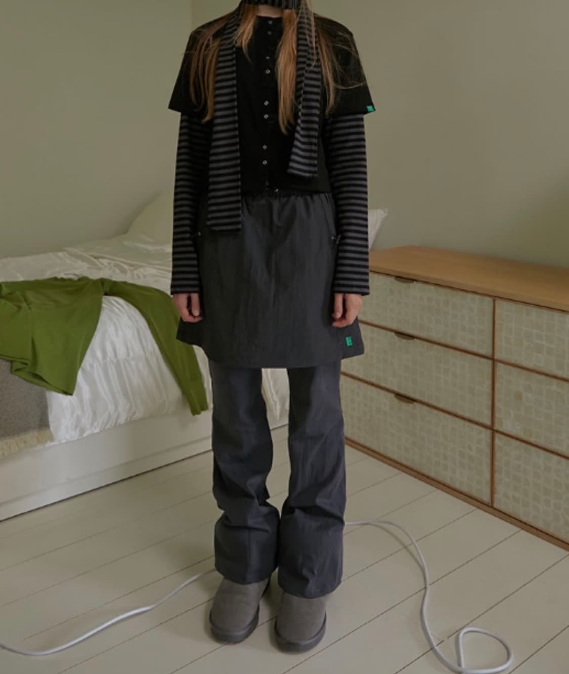 노컨텐츠 셔링 스커트팬츠 네이비 치마바지 상품이미지2