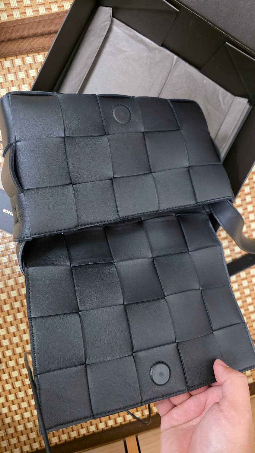 보테가베네타 카세트백 스몰 블랙 상품이미지6