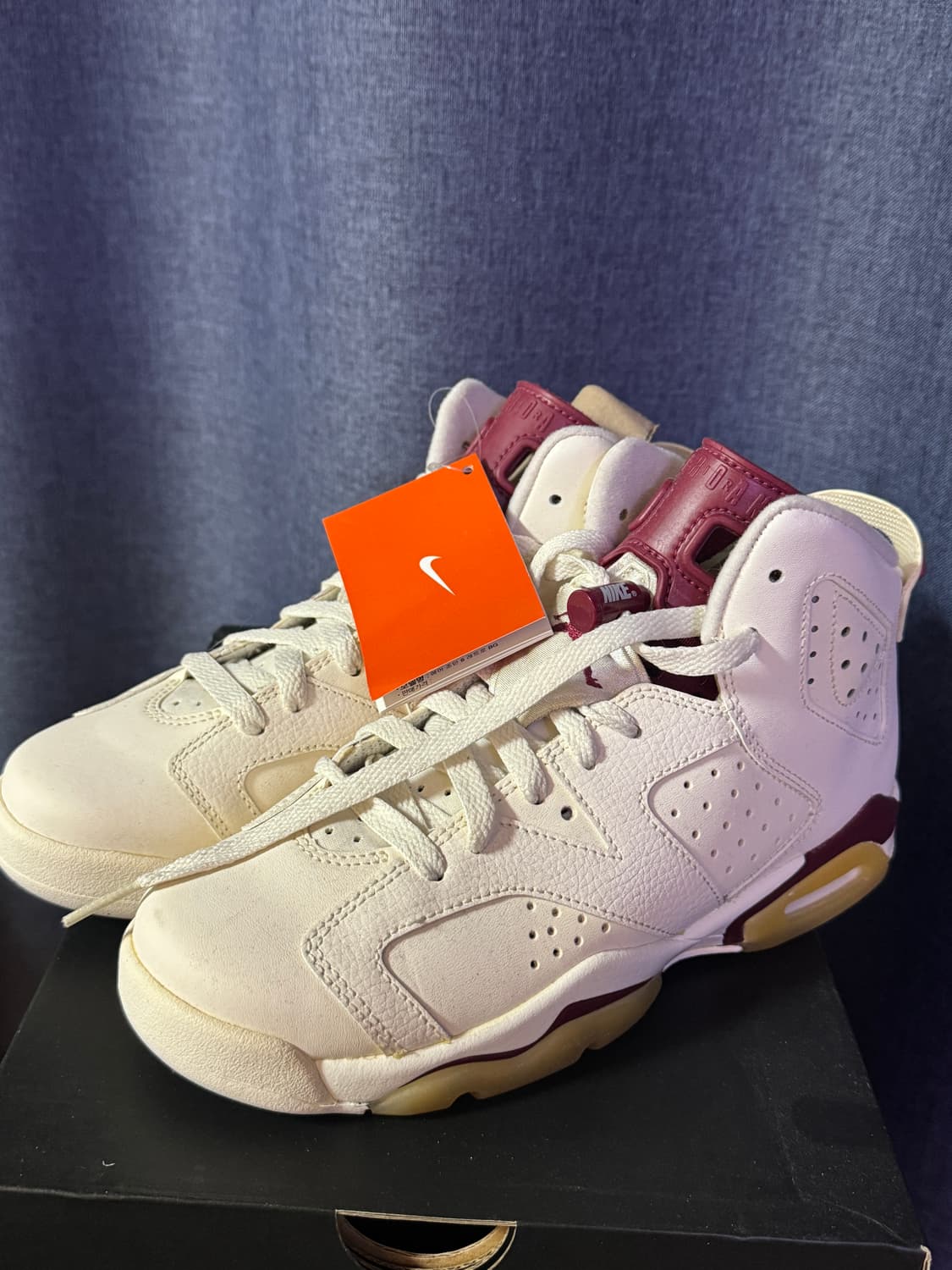 조던6 레트로 BG 흰/검/마룬 240 상품이미지2