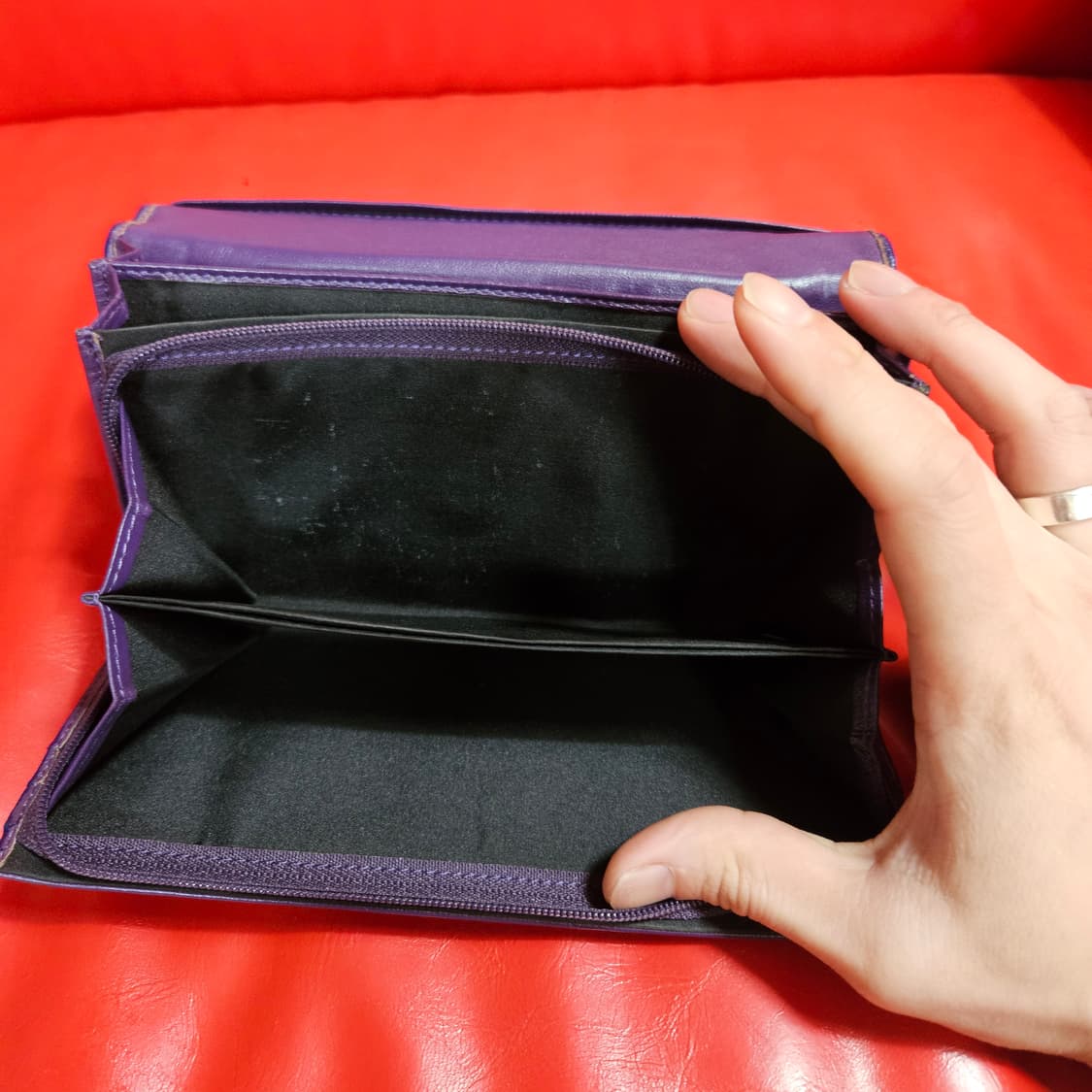 비비안웨스트우드 사이드라인 배색 커스텀 가죽 장지갑 상품이미지5