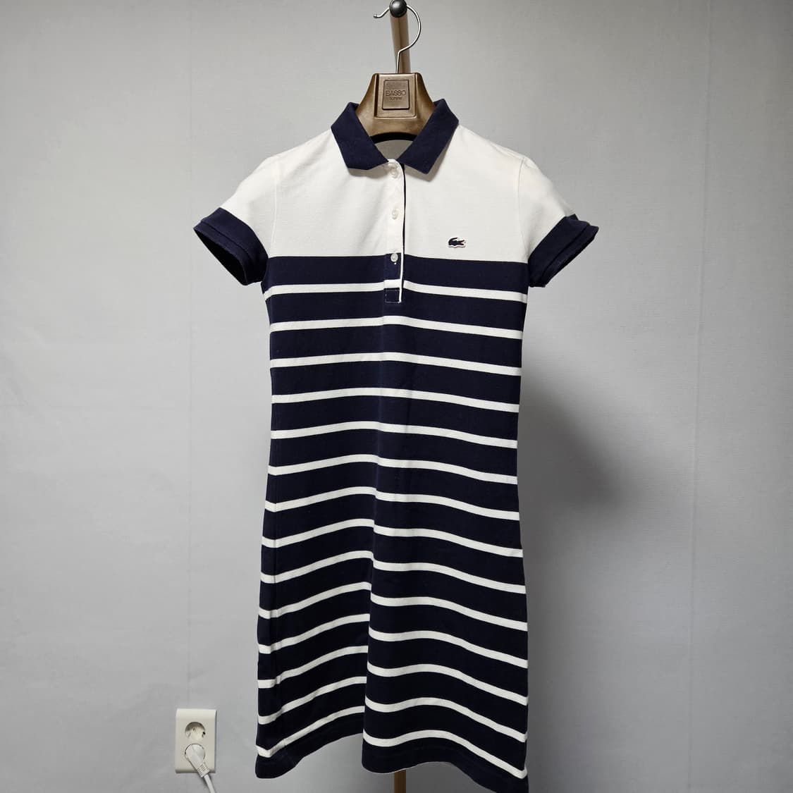 36 ) 라코스테 여성 스트라이프 카라 원피스 상품이미지1