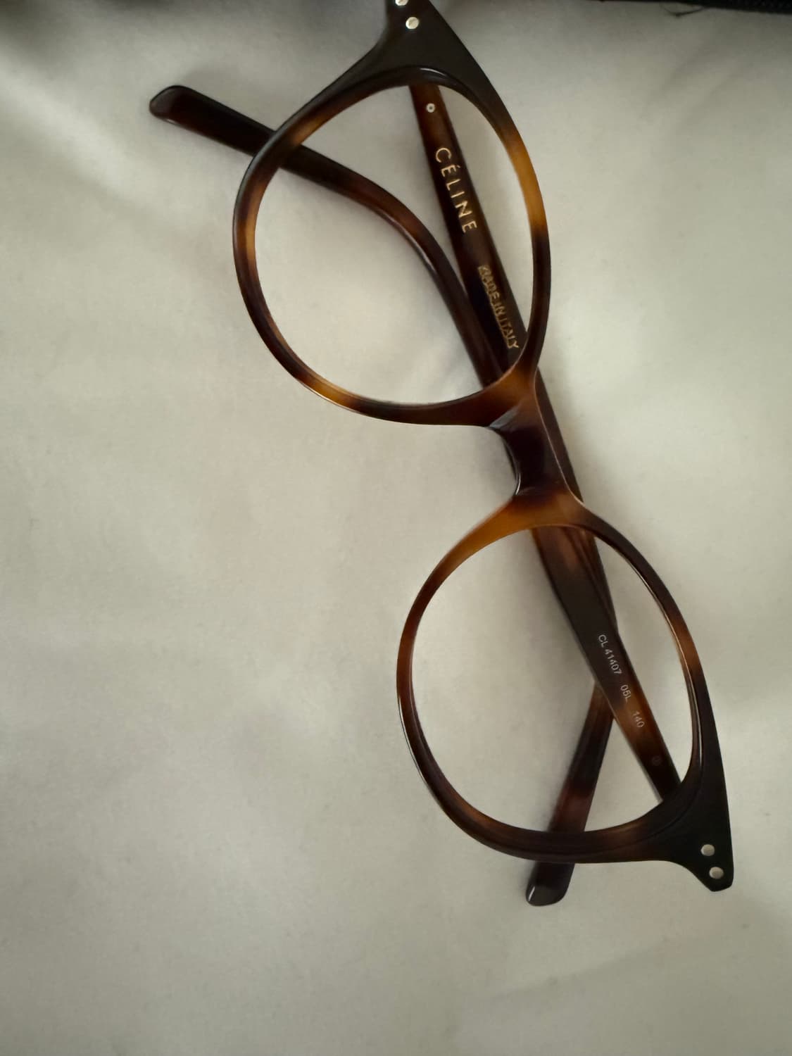 셀린느 안경 상품이미지2