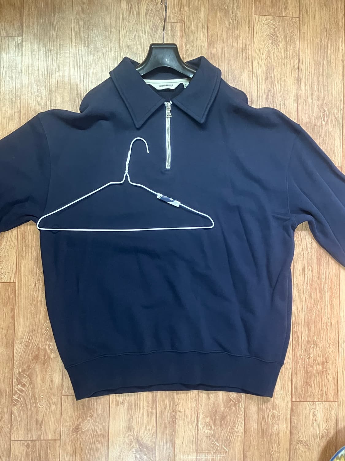 유니폼브릿지 - 하프 집업 스웻셔츠 (네이비) 상품이미지4
