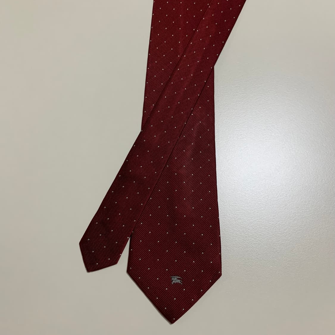 버버리(BURBERRY) 도트넥타이 명품 100실크  상품이미지1
