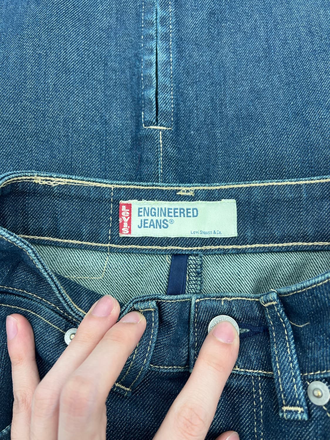 리바이스 엔지니어드 데님 롱 스커트 상품이미지3