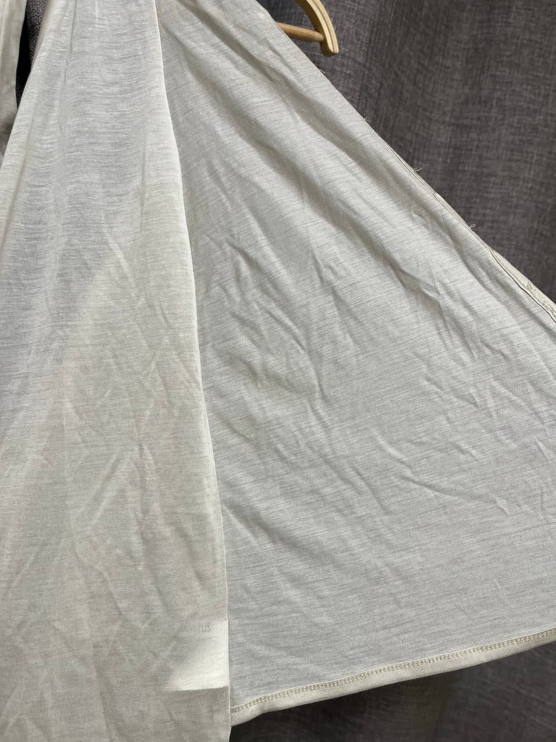 UlikaSanctus 울리카상투스 HALTER WRAP SLEEVELE 상품이미지4
