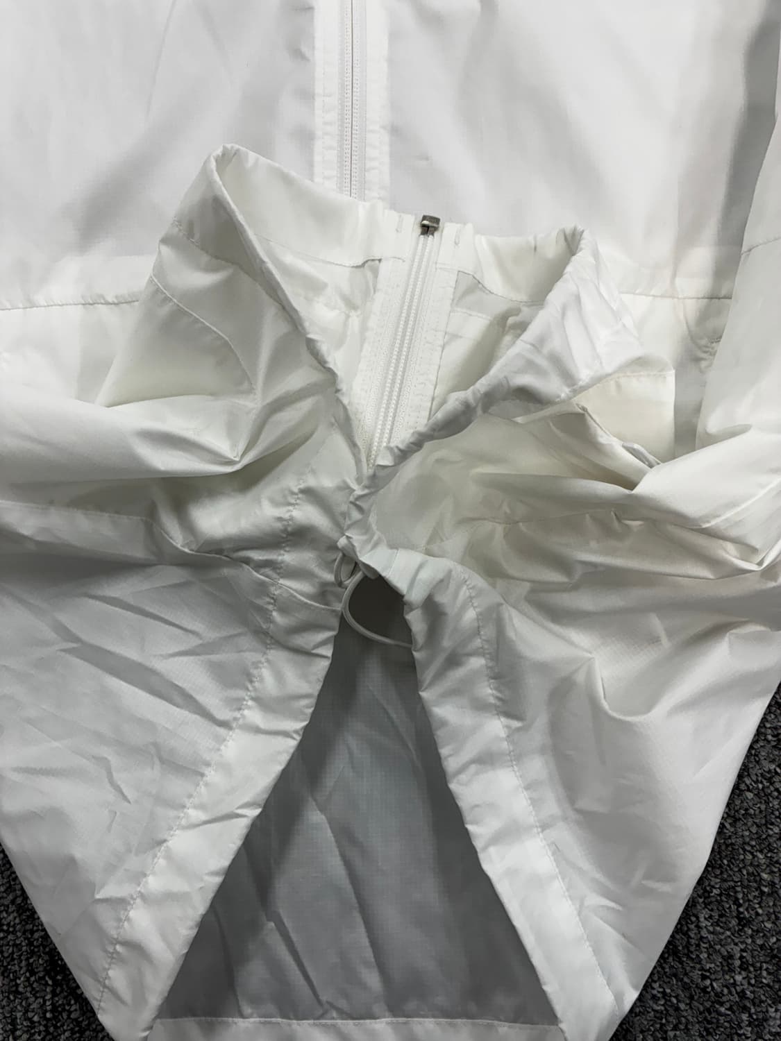아디다스 화이트 바람막이 XL 상품이미지7
