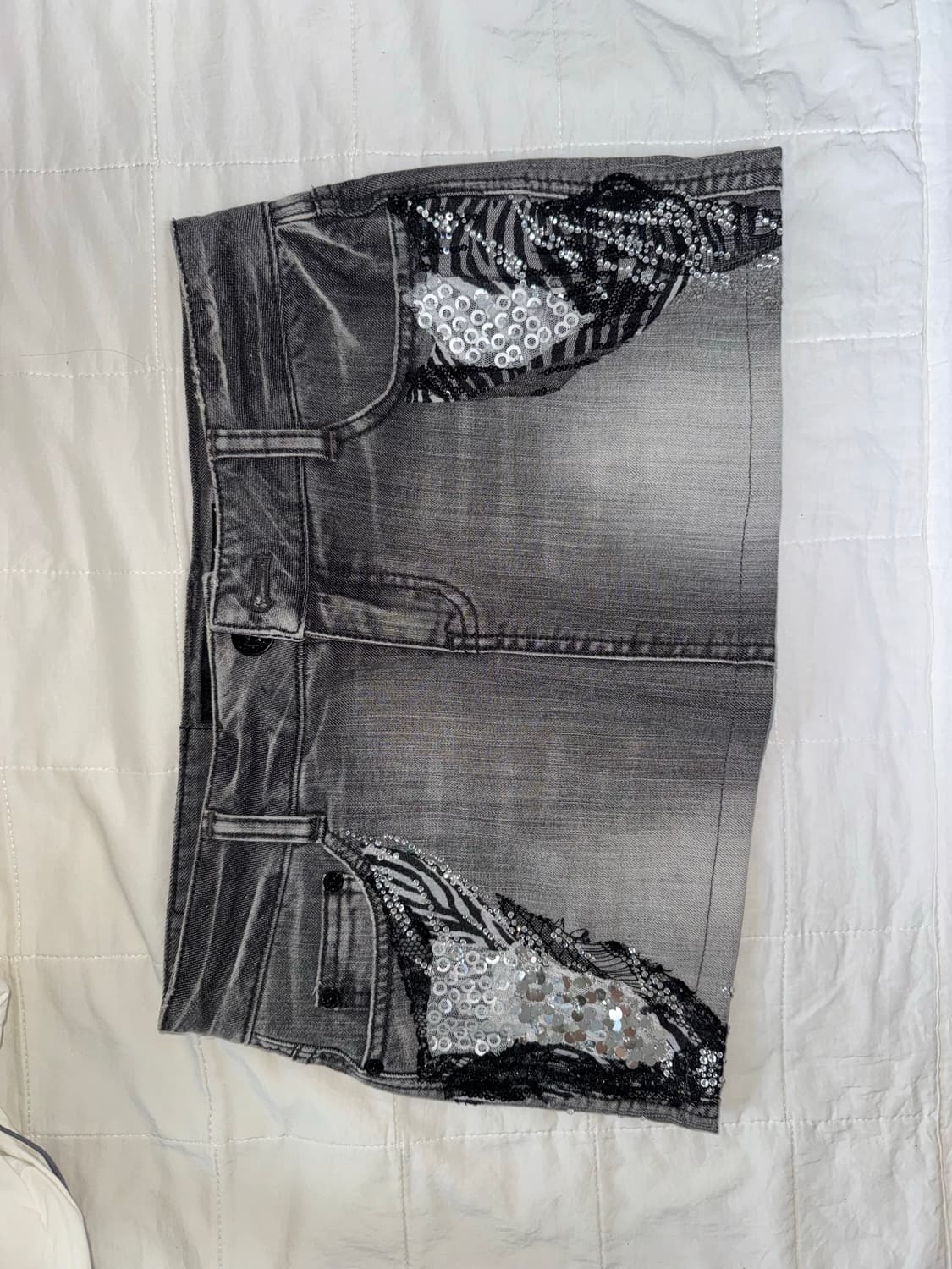 엄마... 이 치마 초록색이지?.. 아... 회색이구나.... 아... 상품이미지1