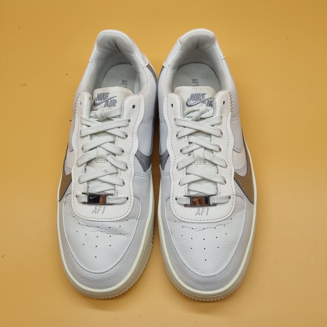 나이키 에어포스1 플랫폼 운동화245 상품이미지2