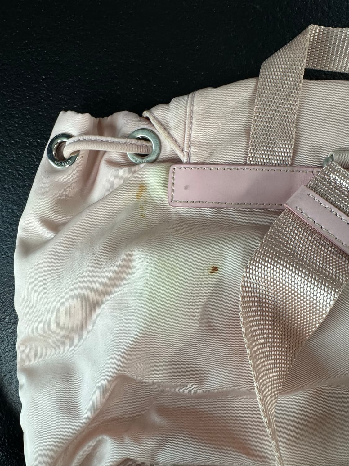 프라다 테수토 나일론 가죽 삼각백팩 핑크 상품이미지4