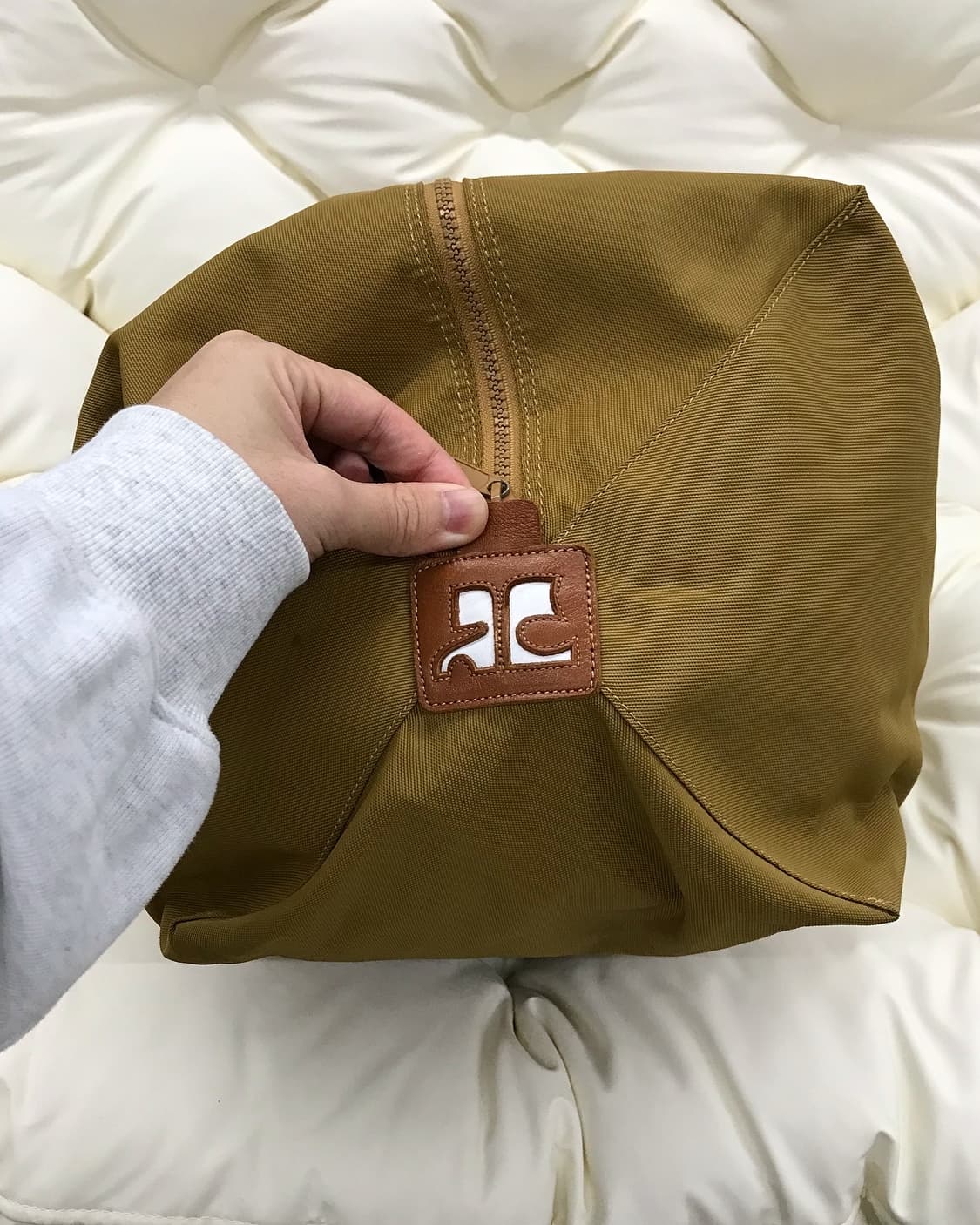 꾸레쥬 더블 로고 보스턴백 가방 상품이미지3