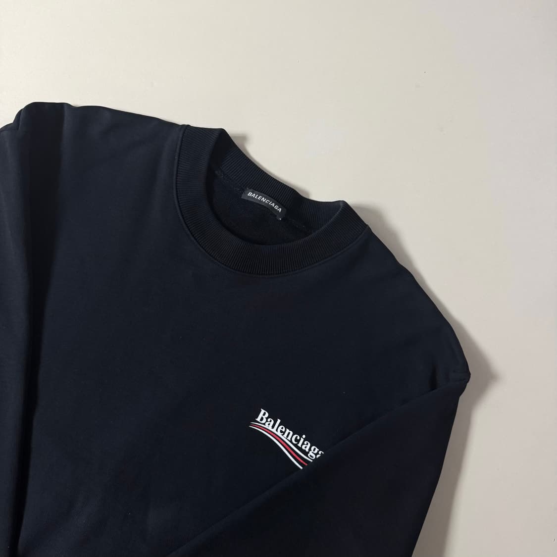 [백화점판/L]발렌시아가 웨이브로고 맨투맨 상품이미지2