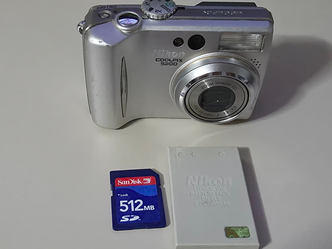 니콘 쿨픽스 5200 빈티지 디지털카메라 상품이미지8
