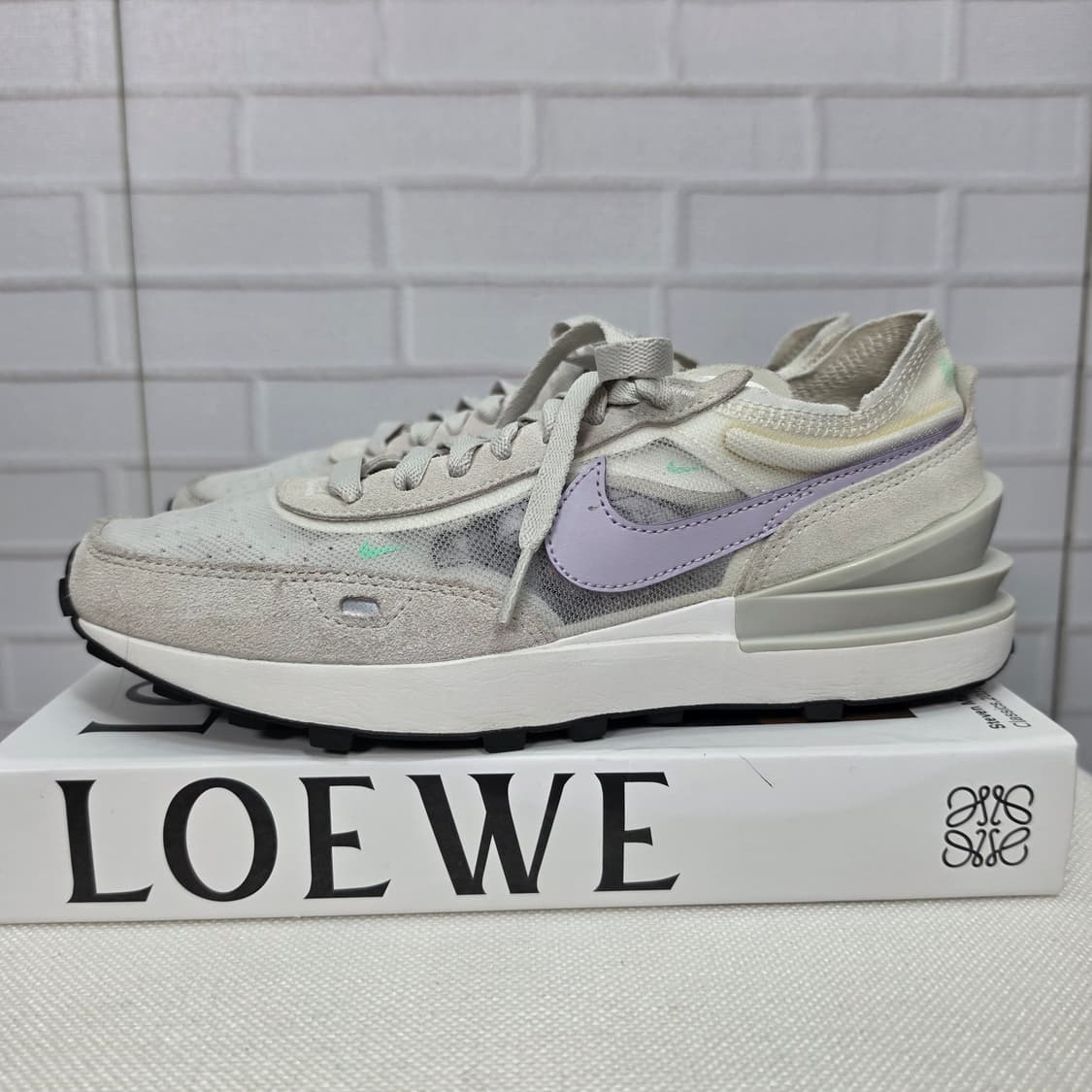 나이키 와플 원 써밋화이트 스니커즈 운동화 240사이즈 상품이미지2