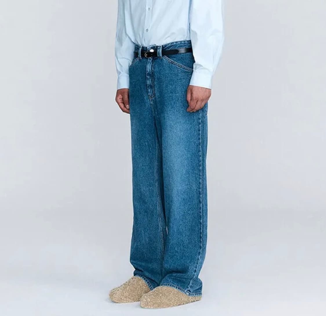 [L] 호이테(HEUTE) 워시드 데님 - 2회 착용, 실루엣 예술인 극 상품이미지4