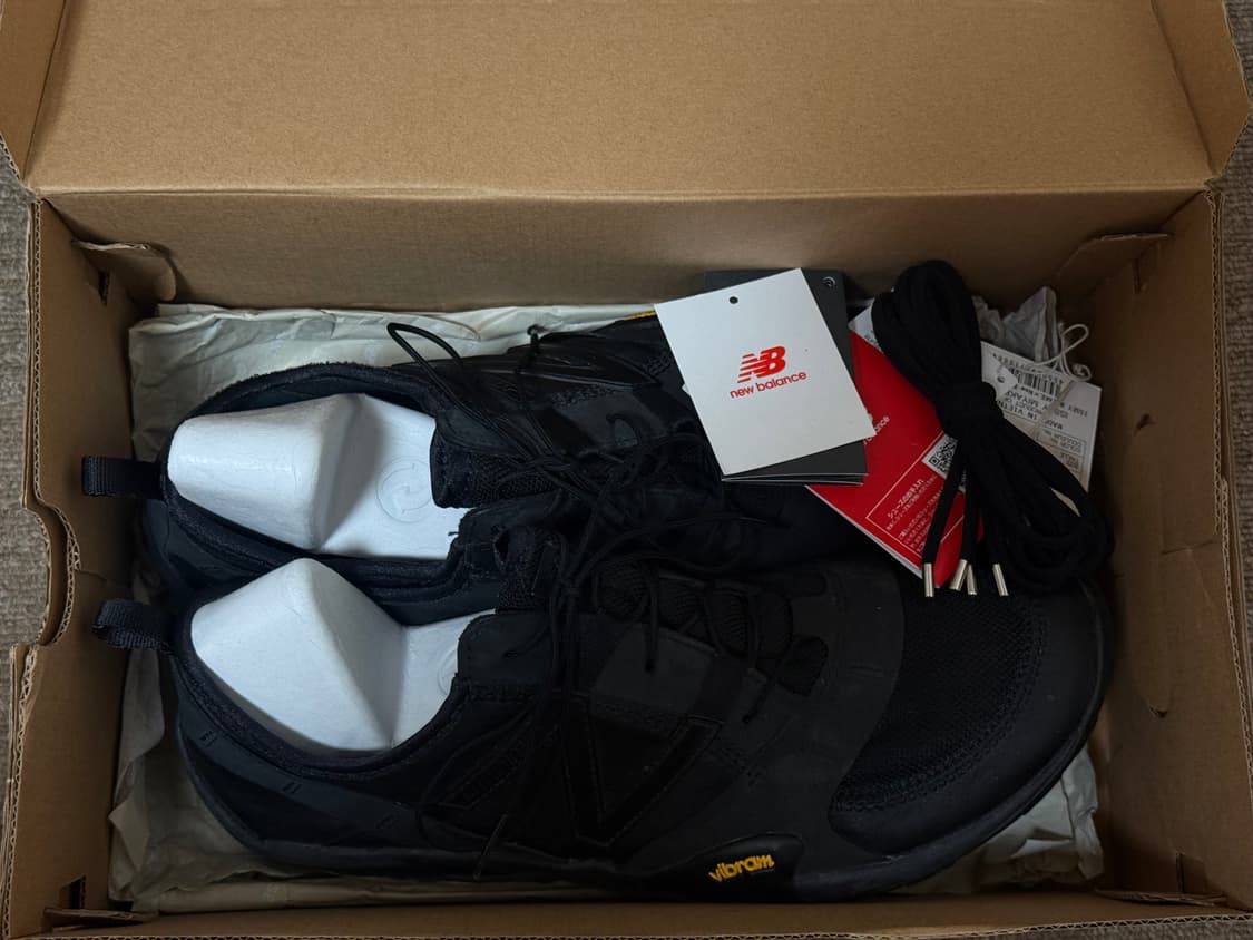 (280) 뉴발란스 이세이미야케 mt100 블랙 상품이미지1