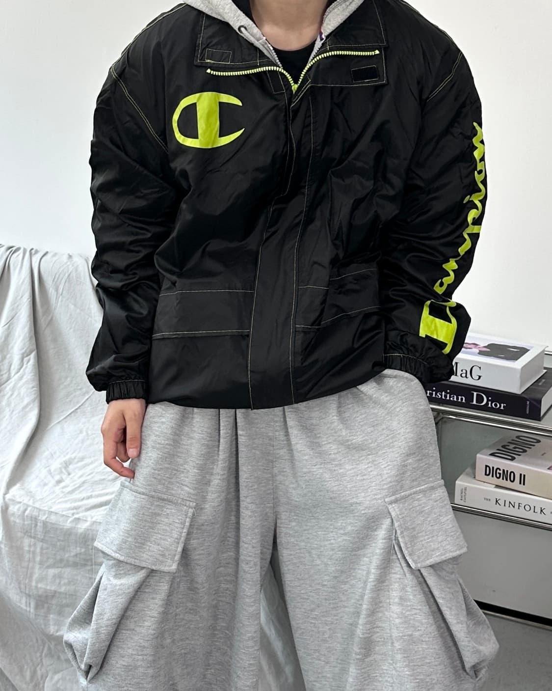 챔피온 제펜 형광 빅로고 바람막이 XL 상품이미지2