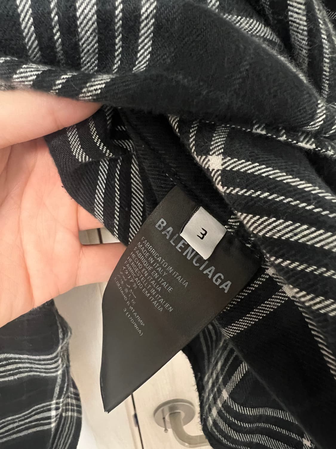 [3] 발렌시아가 트롱프뢰유 레이어드 셔츠 티셔츠 상품이미지4