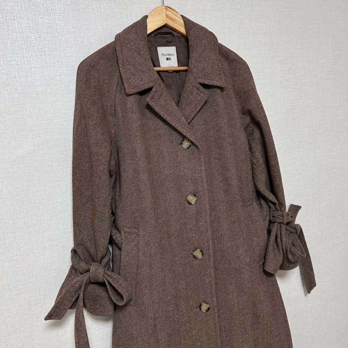 Uniqlo X JW Anderson Herringbone Coat 상품이미지6