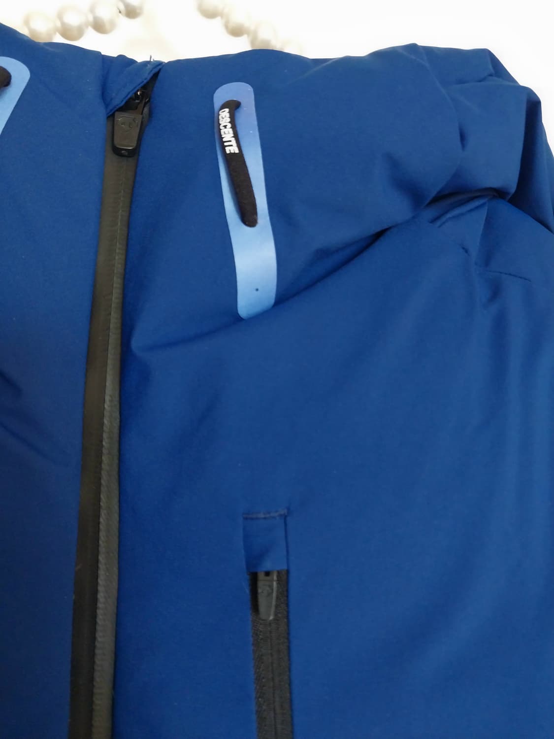 데상트 후드 패딩베스트 상품이미지5