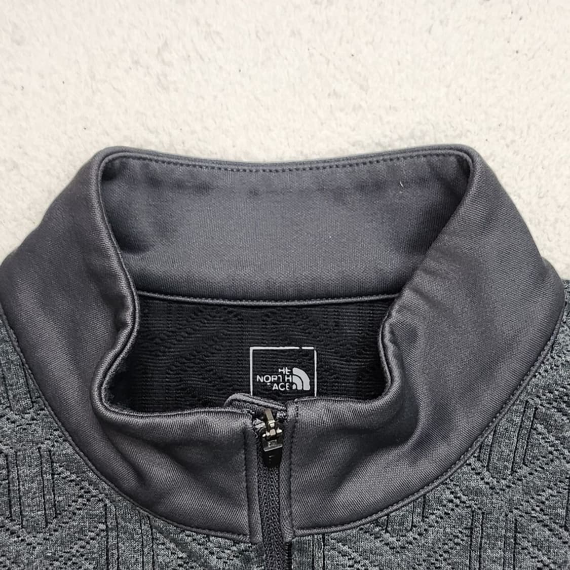 THE NORTH FACE 카시오페아2 하프집업 티셔츠 L 상품이미지5