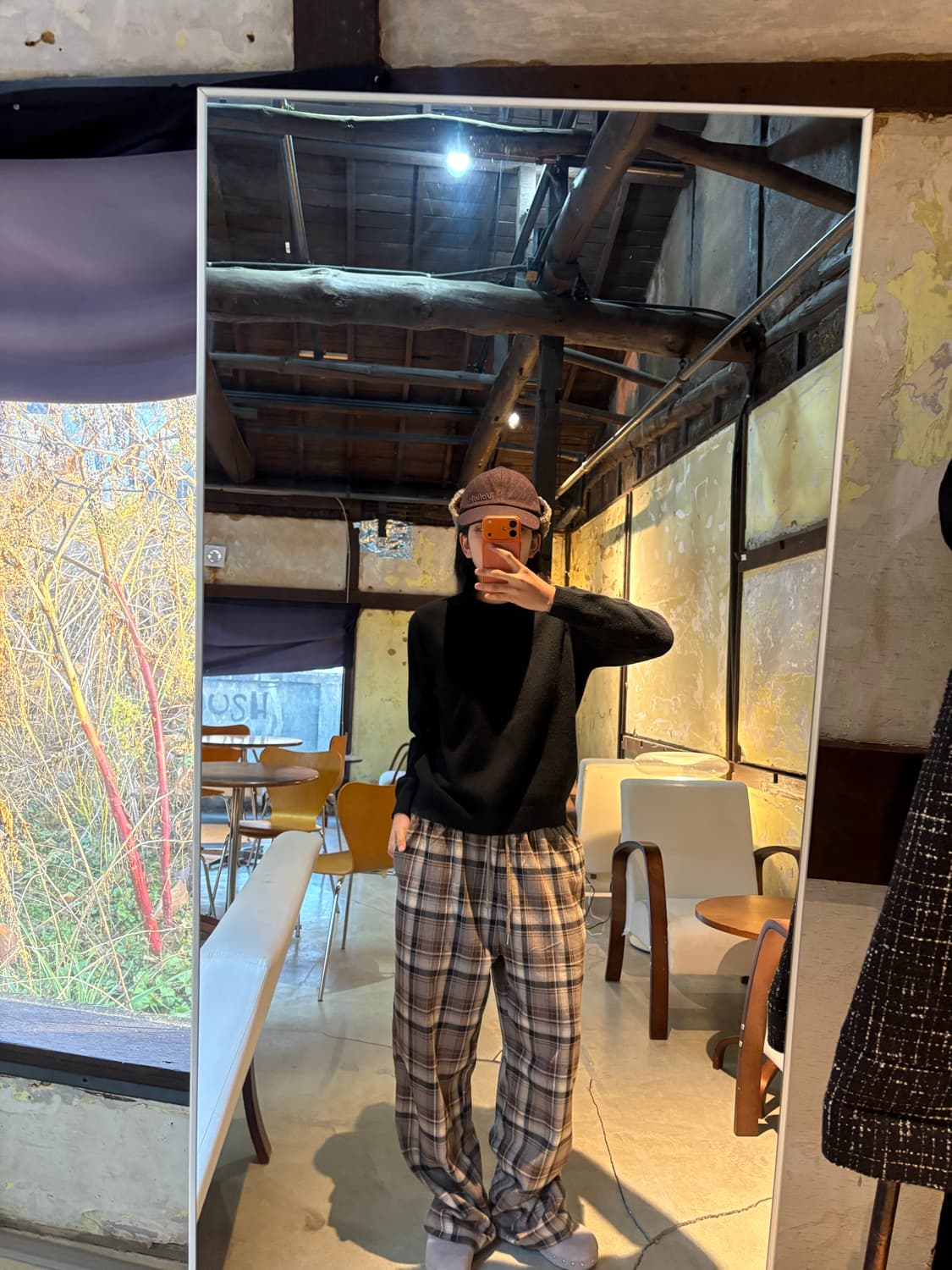 도톰 캐시미어 100 블랙 니트 상품이미지1