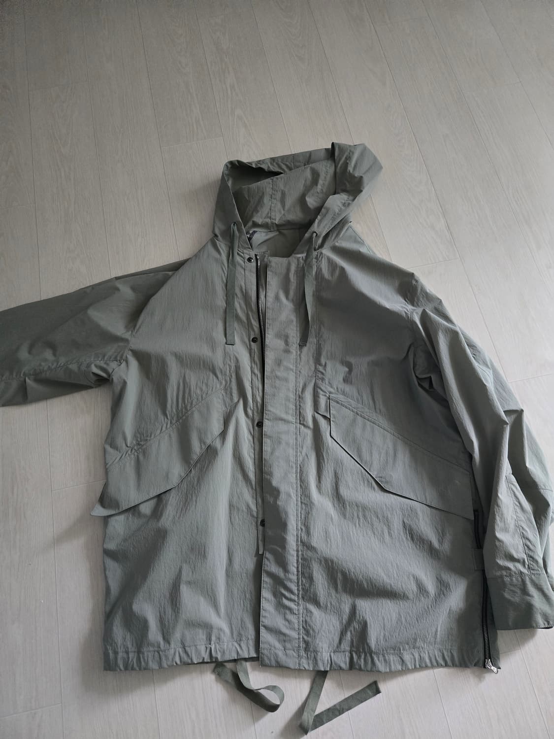 솔리드옴므 야상 스타일 바람막이 48사이즈 상품이미지1